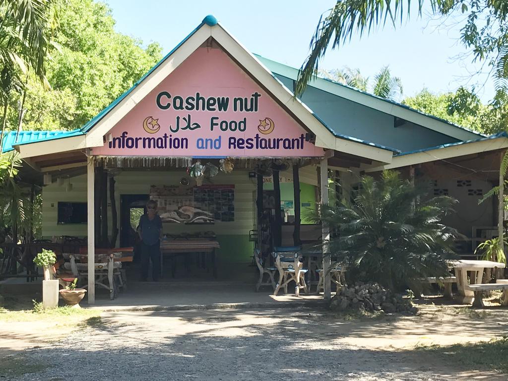 Cashew Nut Bungalows Hotel Ao Nang Bagian luar foto